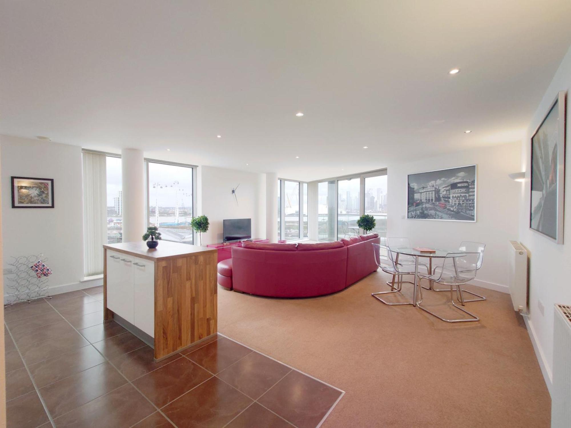 London Excel Stays - Three Bed Serviced Apartment Екстериор снимка