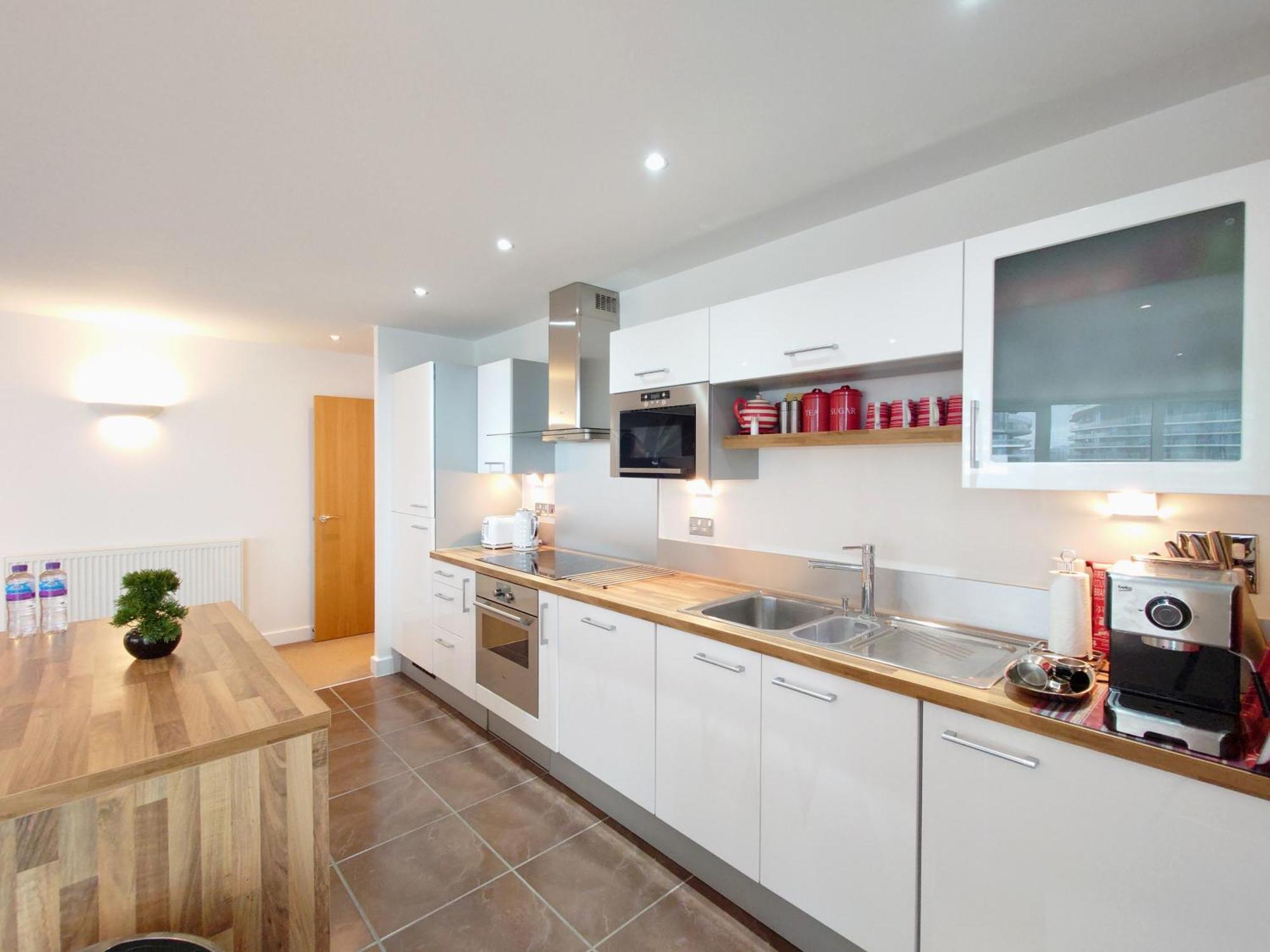 London Excel Stays - Three Bed Serviced Apartment Екстериор снимка